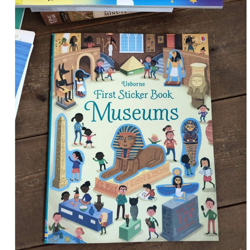 Usborne Sticker (MUSEUM)