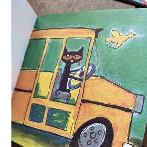 Pete the Cat Phonics Set Includes 12 MINI-Books Featuring Short and Long Vowel Sounds (My First I Can Read)